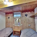 Casa-tour Du Merle N° 2 *