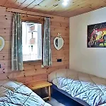 Chalé Casa-tour Du Merle N° 2 *