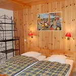 Chalé Casa-tour Du Merle N° 2 *