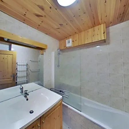 Casa-tour Du Merle N° 2 *